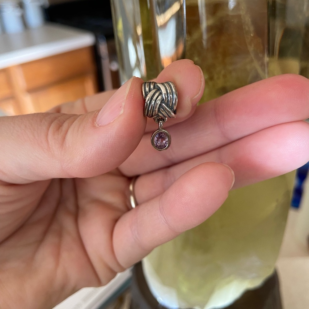 Pandora 925 ALE Sterling Silver Charm Tied Together Amethyst